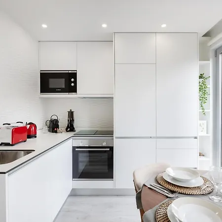 Modern @ Palacio De Cristal *