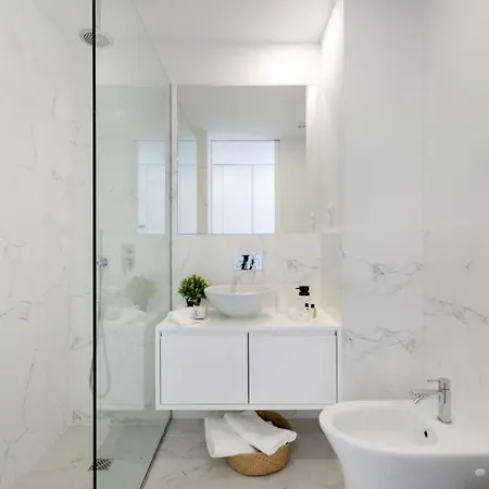 Modern @ Palacio De Cristal Apartmán