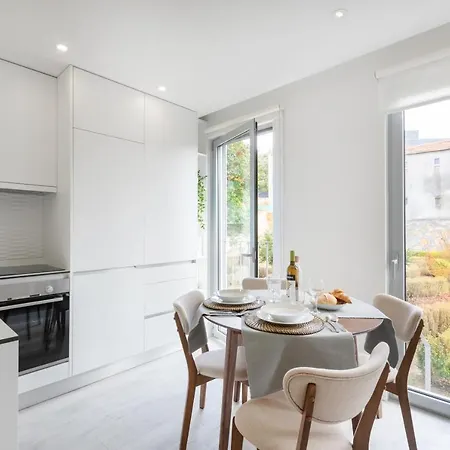 Appartamento Modern @ Palácio De Cristal Oporto