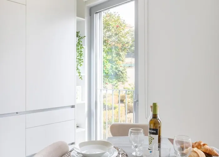 Modern @ Palacio De Cristal アパート ポルト