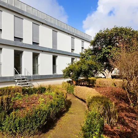 Modern @ Palacio De Cristal شقة